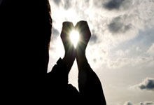 贺希宁爆发23+4,双外援狂揽69分,深圳复仇山东,盖利铁匠附体!.