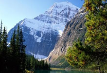 多特宣布与中国香港德瑞国际学校达成合作,将派出欧足联A级教练.